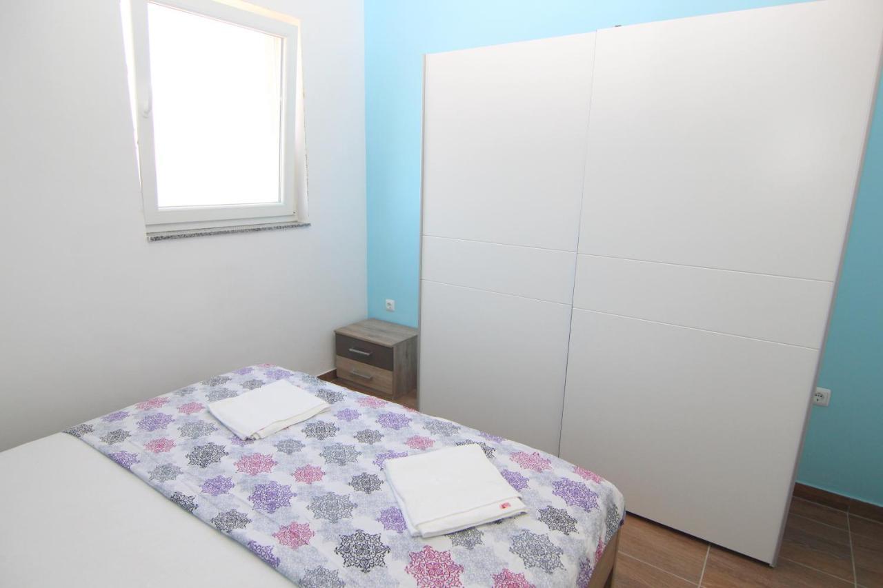 Apartments Ljubic Pag Town Dış mekan fotoğraf