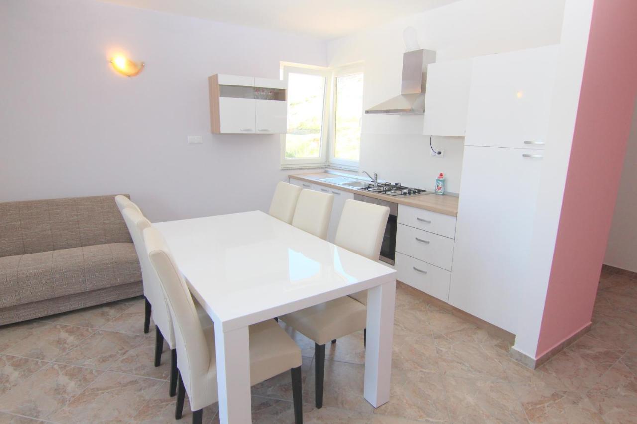 Apartments Ljubic Pag Town Dış mekan fotoğraf