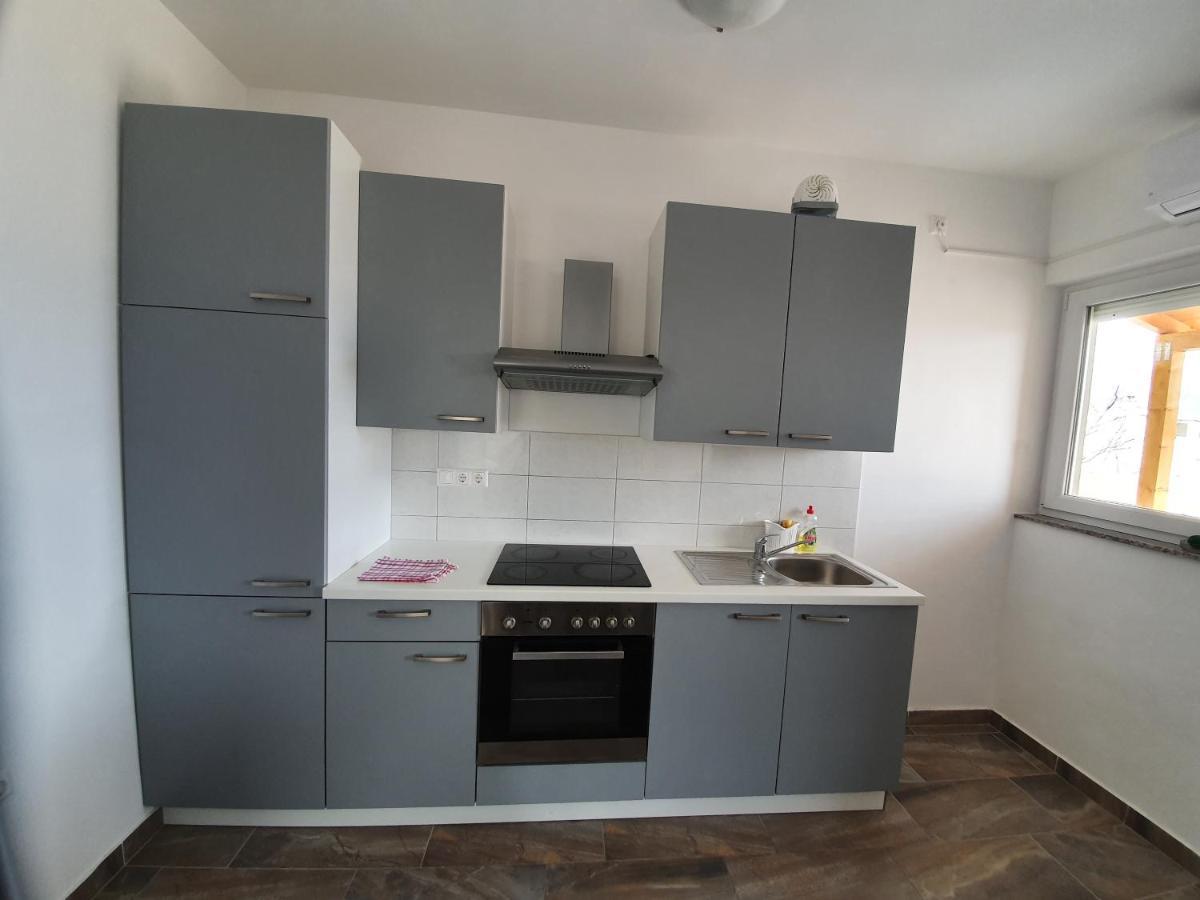 Apartments Ljubic Pag Town Dış mekan fotoğraf