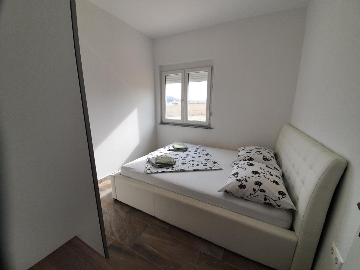 Apartments Ljubic Pag Town Dış mekan fotoğraf